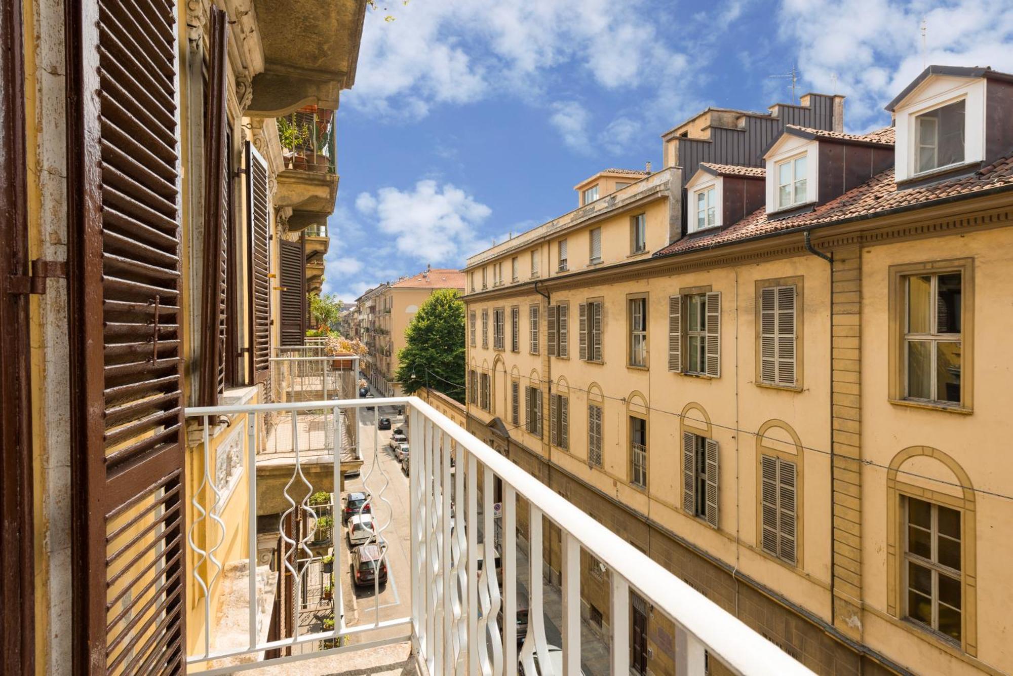 Cerea Bnb Turin Bagian luar foto