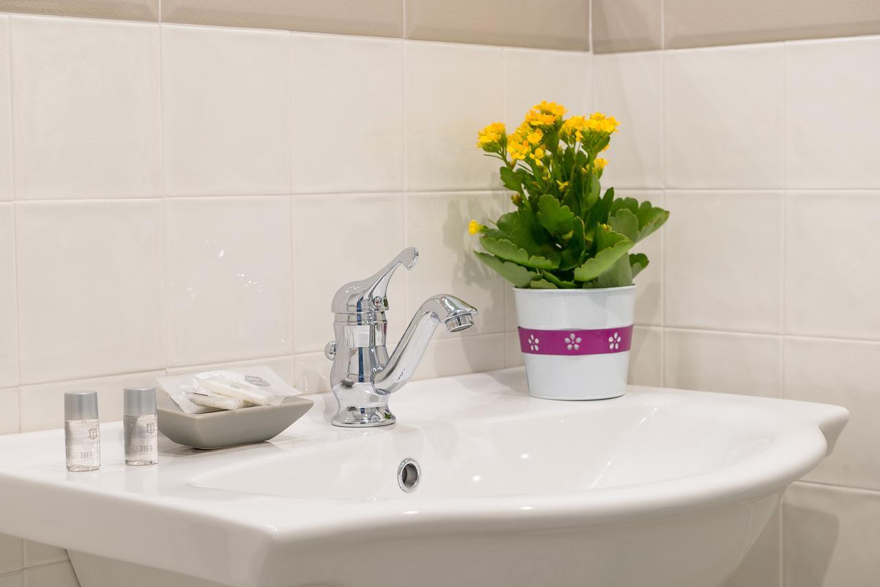 Cerea Bnb Turin Bagian luar foto